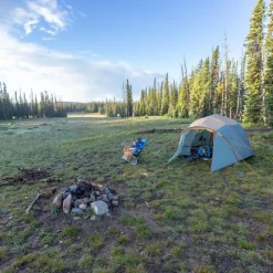 Bunk House 4 Freestanding 4 Person Dome Tent