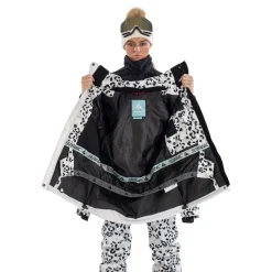Carve Women's Insulated Ski/Snowboard Jacket