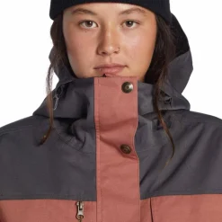 Liberate Women's Technical Ski/Snowboard Jacket