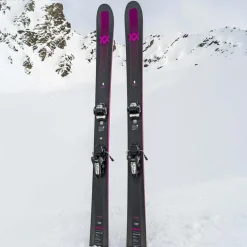Mantra 108 Flat Freeride Skis 2025