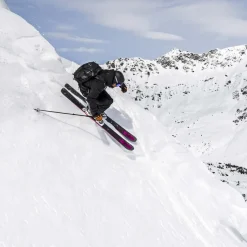 Mantra 108 Flat Freeride Skis 2025