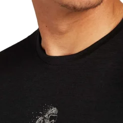 Merino 150 Tech Lite Skiing Yeti T-shirt