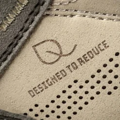 Omnia V-Light Gore-Tex Men Walking Shoes