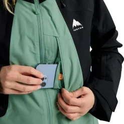 Reserve 2L Insulated Women's Ski/Snowboard Jacket