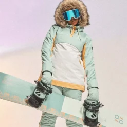 Shelter Women's Snowboard/Ski Jacket