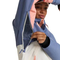Shelter Women's Snowboard/Ski Jacket
