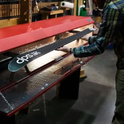 Snowboard & Ski Base Glide Workshop Service