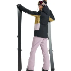 Stormdash Insulated Women's Ski/Snowboard Jacket