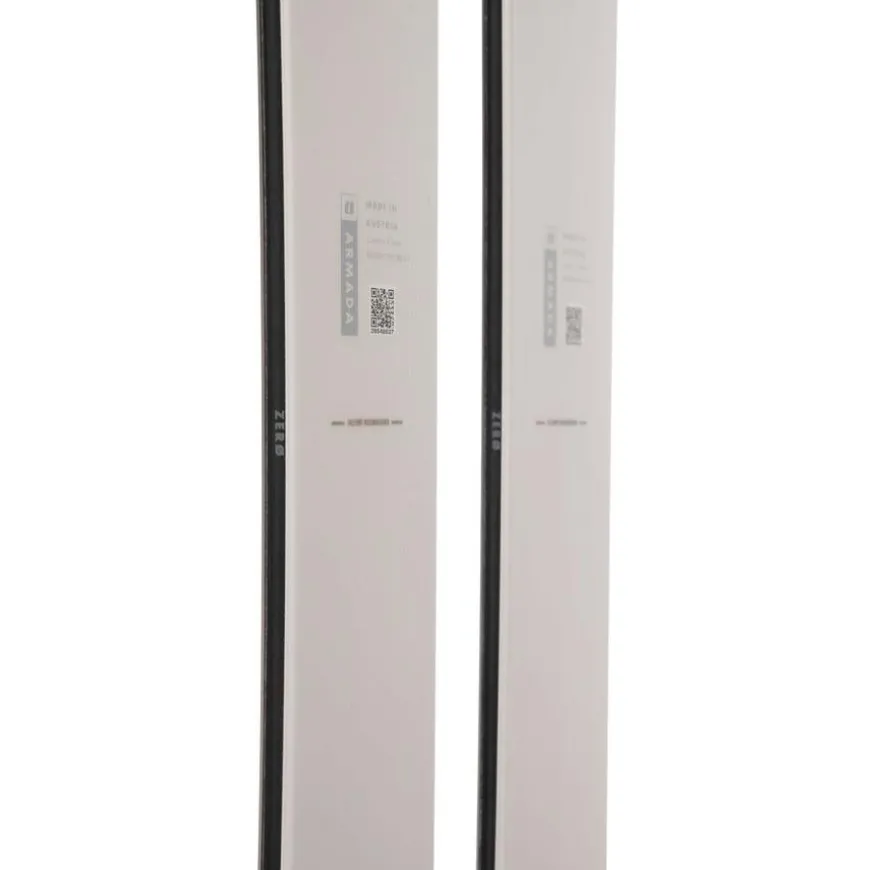 Stranger 100 Skis 2026