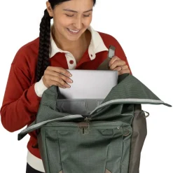 Transporter Roll Top 30 Backpack