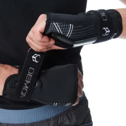 V2 Ski/Snowboard Wrist Guards